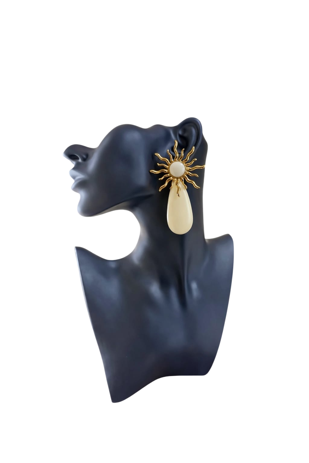 PENDIENTE TRIANA BLANCO